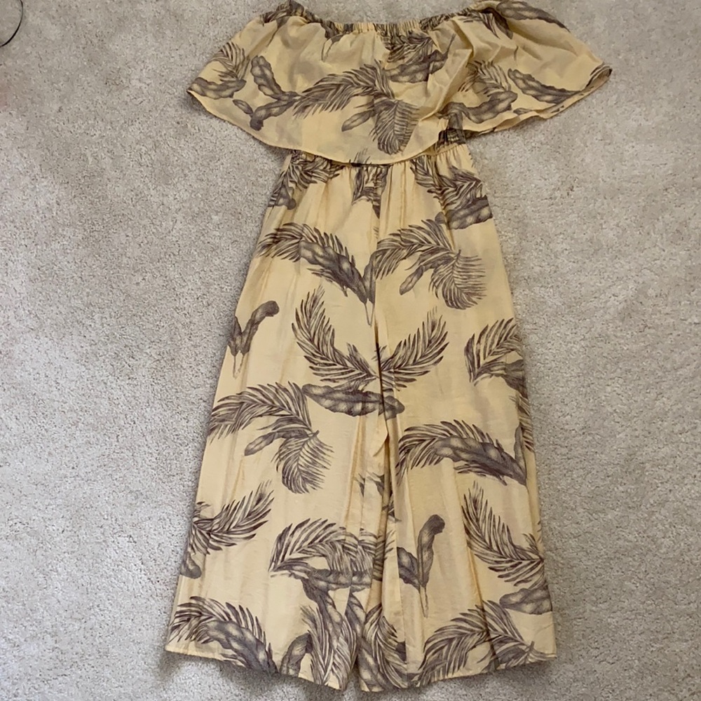 Midi length yellow jumpsuit